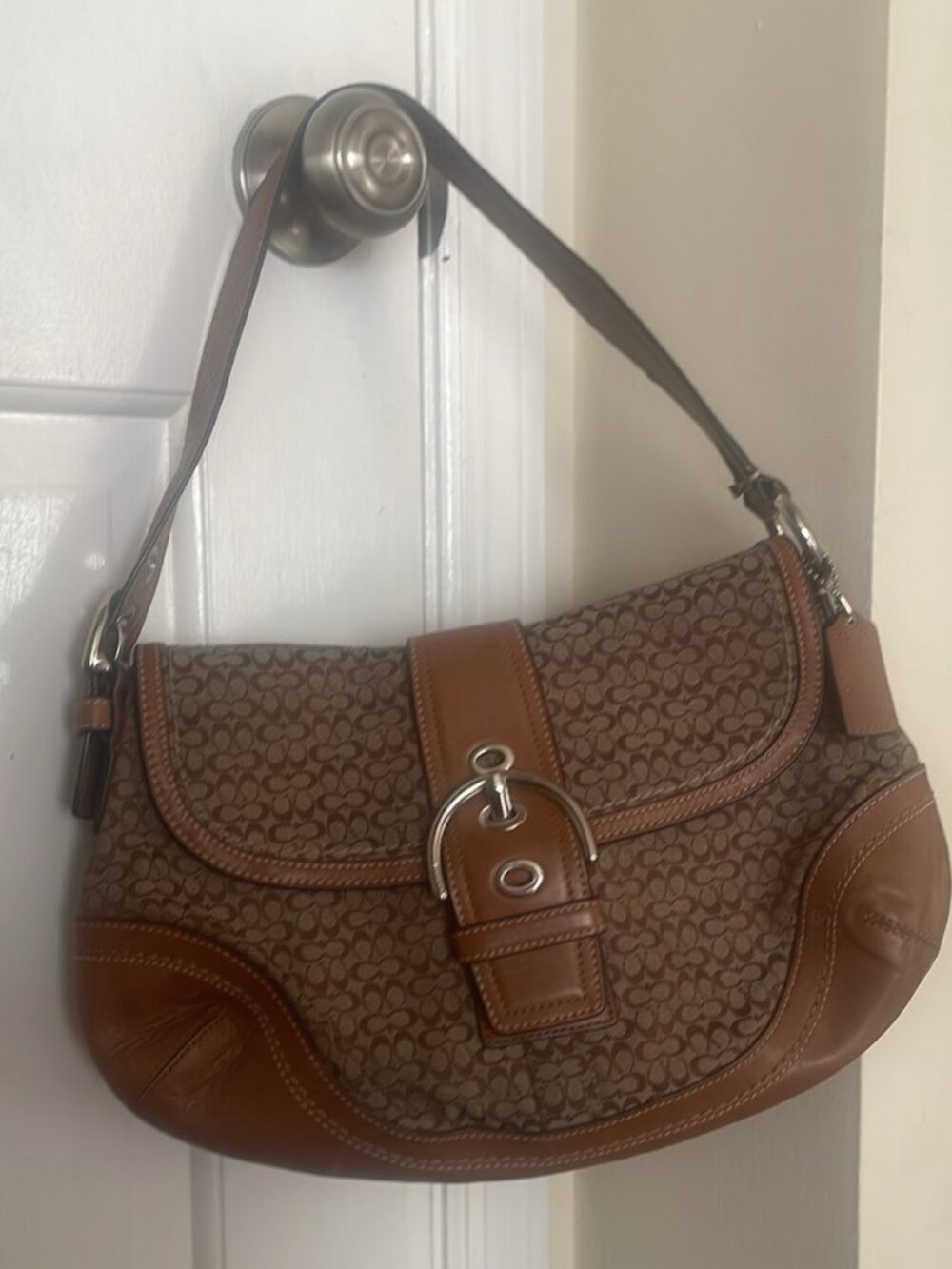 Medium COACH Bag
